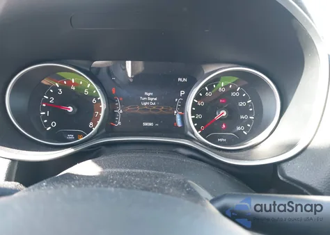 2020 Jeep Compass Latitude 4X4 from USA, damaged, VIN 3C4NJDBB7LT168900